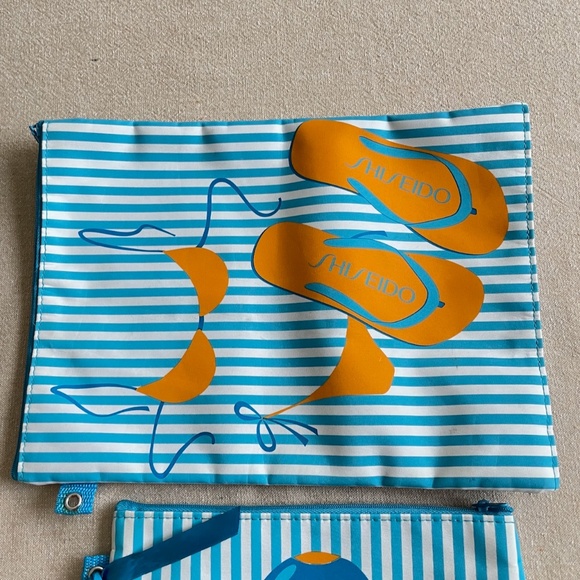 Set of Tommy Hilfiger/Shiseido Aquamarine Beach Tote with 3 Accessory Bags - Picture 11 of 13